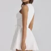Rosalina witte katoenen mini-jurk met vetersluiting