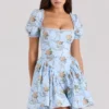 Rosie blauwe katoenen mini-jurk met rozenprint
