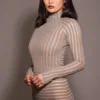 Rowena grijze velours doorschijnende gestreepte Body’s
