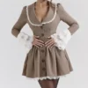Sabelbruine mini-jurk met puppytooth-ruit