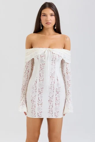 Sadie Vintage crèmekleurige mini-jurk met bloemenkant en blote schouders