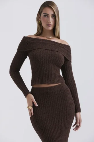 Saffraan-chocoladekleurige zachte bouclé gebreide top