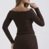 Saffraan-chocoladekleurige zachte bouclé gebreide top