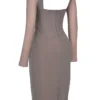 Safran Mocha Midi-jurk met korsetten