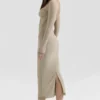 Saisha beige mesh midi-jurk met lange mouwen