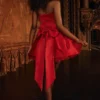 Salome Holly Red satijnen mini-jurk met afneembare strikken