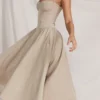 Samaria Taupe korsetjurk voor de zomer