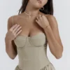 Samaria Taupe korsetjurk voor de zomer