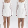 Sancia witte kanten mini-jurk met pofmouwen