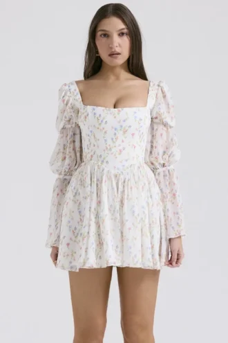 Sancia witte mini-jurk met bloemenprint en pofmouwen