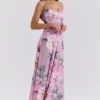 Seren roze maxi-jurk met bloemenprint en kanten rug