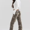 Serina veganistische leren broek met slangenprint