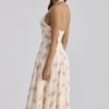 Solada ivoorkleurige midi-halterjurk van georgette met vintage rozenprint