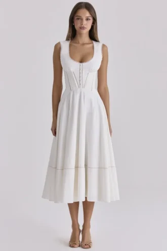 Solana witte katoenen midi-zomerjurk met getailleerde taille