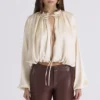 Talia Ecru satijnen blouse met open voorkant