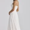 Tatiana witte katoenen midi-zomerjurk met broderie anglaise