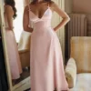 Tiffany Parijse roze satijnen A-lijn midi-jurk