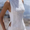 Valencia Witte katoenen top met placement-kant en broderie anglaise, boothals