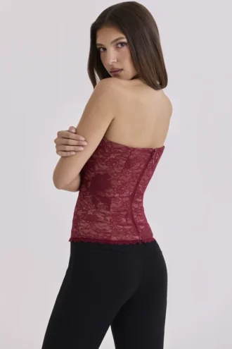 Yara Wijnrode kanten strapless korset top
