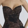 Yara Zwarte kanten strapless korsetten-top