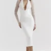 Yasmin witte midi-jurk met diep decolleté